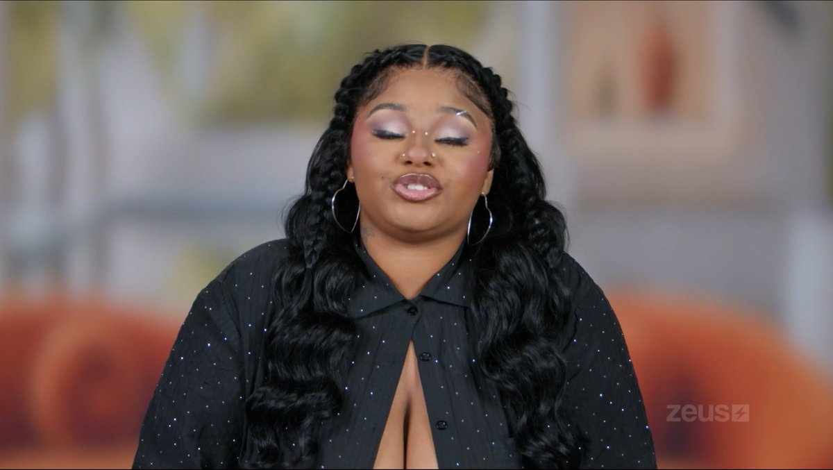 dannihyfr's tweet photo. Honey is just itching for a storyline or to fight somebody so bad I know yall hear all the smart remarks in the back 😂😭 #BaddiesGoneWildCancun https://t.co/oAV0EvbYJ8