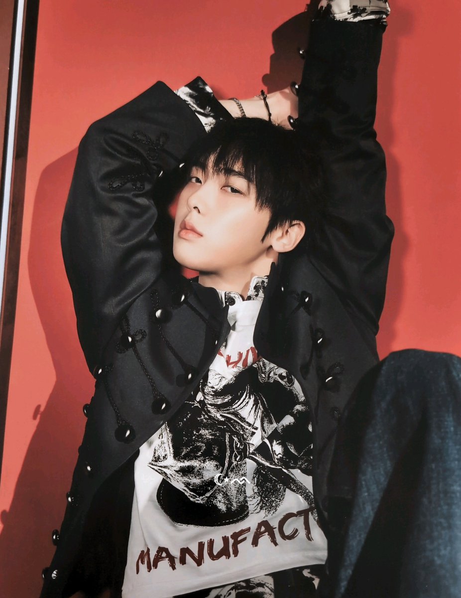miosbeinn's tweet photo. Good night Sanha 𔓘
with lots of love ♡ 
#윤산하 #GoodnightSanha
@YOONSANHA_offcl https://t.co/58ekHTAaLO