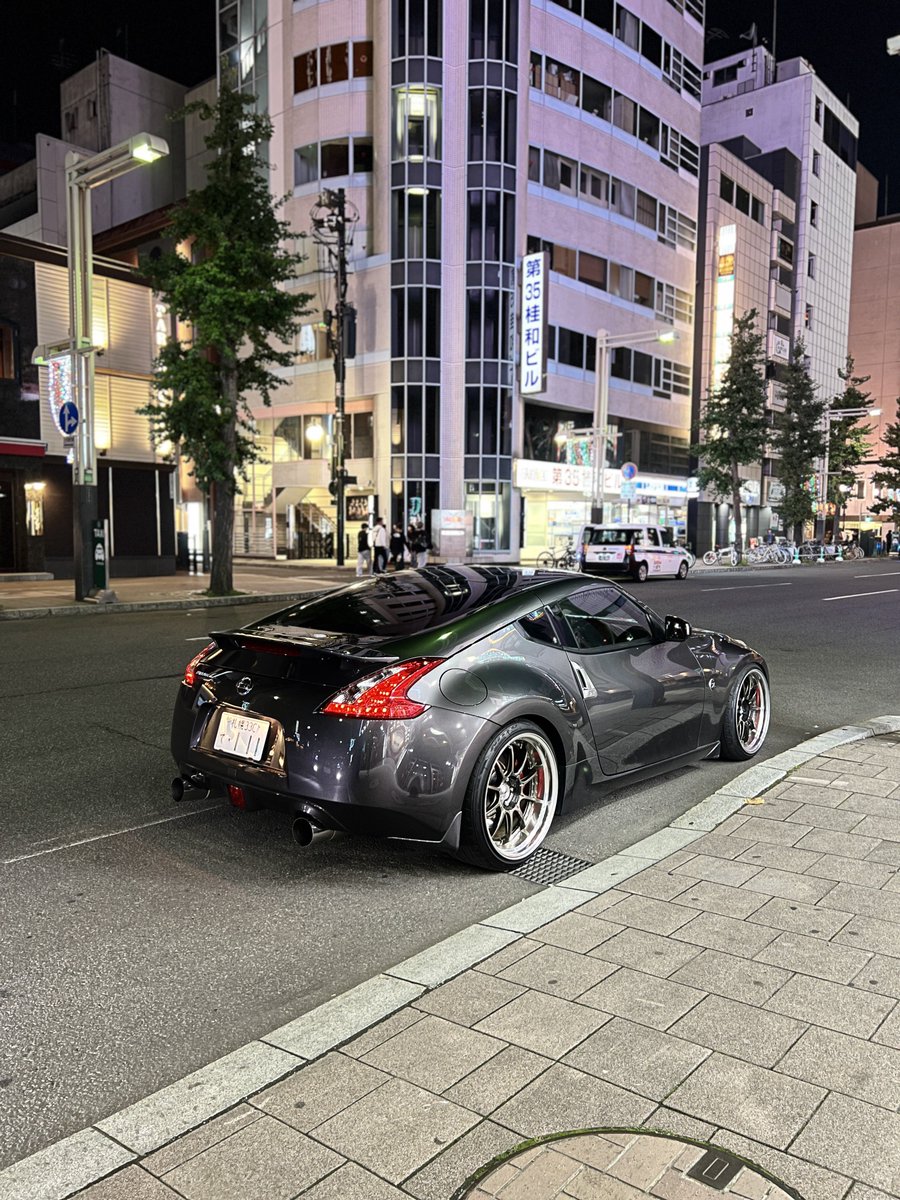 9mm_x's tweet photo. 間違えられた車一覧
Z33
86
ランボルギーニ←NEW https://t.co/nylfVnzTmJ