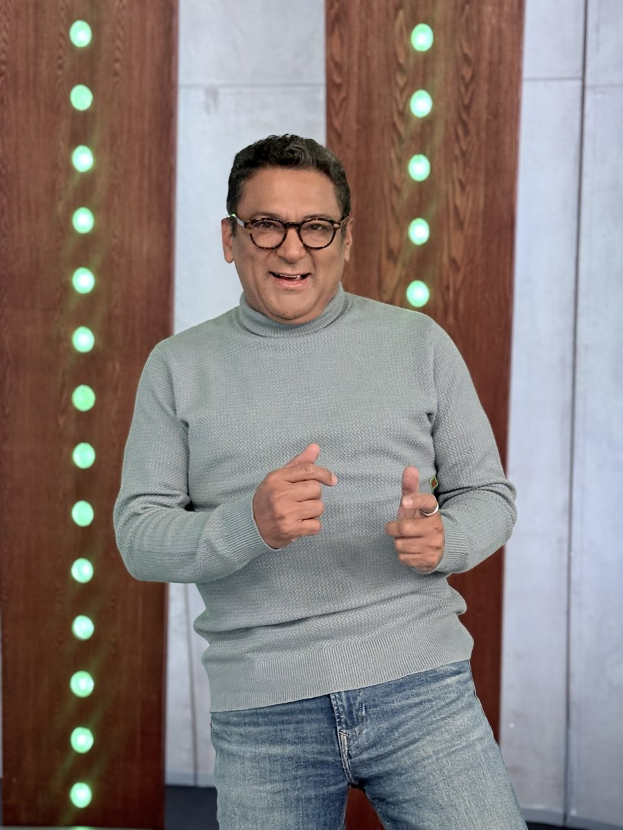 LaRedCaracol's tweet photo. El guajiro Frank Solano no se quedó atrás con el pantalón de @americaneaglecol https://t.co/m2MyGlEMLU