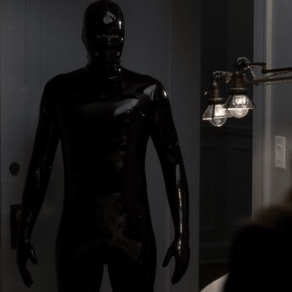 CINEMA505's tweet photo. Há 15 anos, ia ao ar o 1º episódio de American Horror Story: Murder House. https://t.co/ZmafuiKiqE