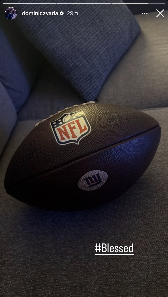 JoeLiuzzi88's tweet photo. My kicker for the next decade 💙 https://t.co/cOA3FPb92u