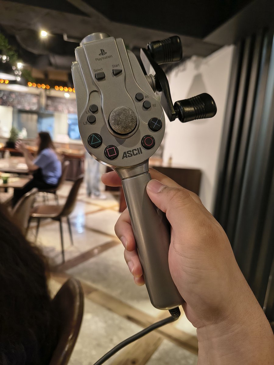 The_NitroCrate's tweet photo. I'm having breakfast with my ASCII fishing rod controller for the PS1
#playstation #fishingrodcontroller https://t.co/fs2jTTAodn