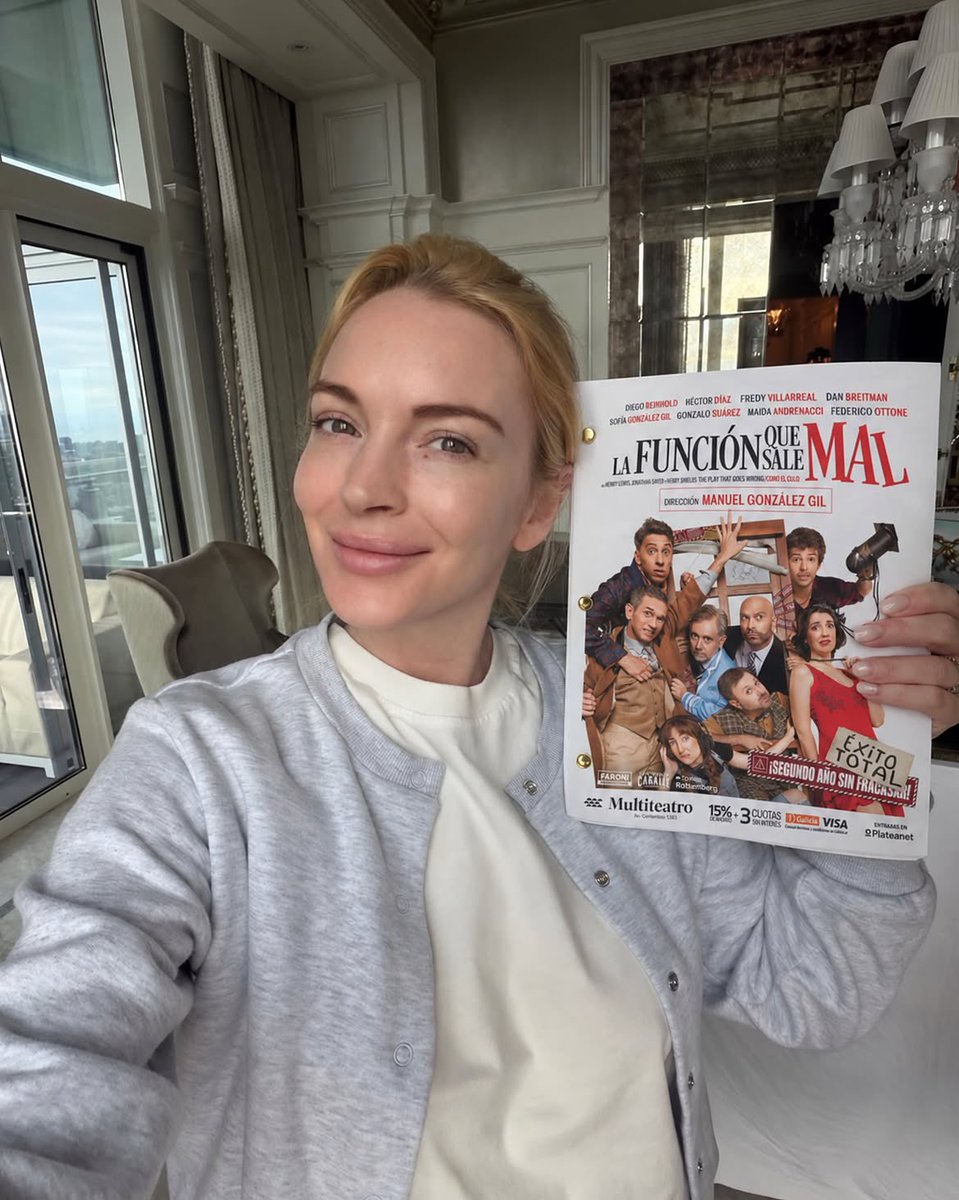 lapopstarfav's tweet photo. POR QUÉ NADIE HABLA DE QUE LINDSAY LOHAN ESTÁ EN ARGENTINA? te amo primera idola https://t.co/EOMnliQQNg