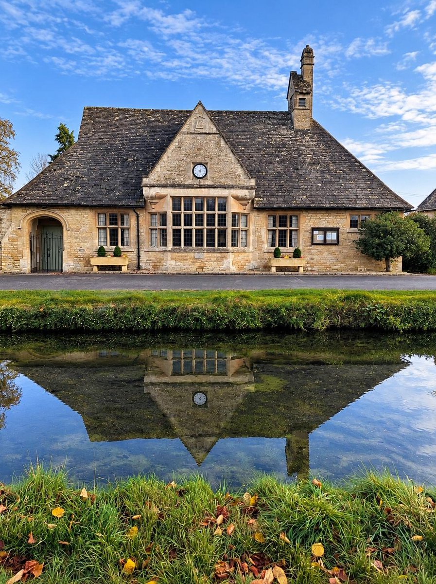 echoesofworld's tweet photo. Cotswolds, England https://t.co/xx2oJUvqsQ