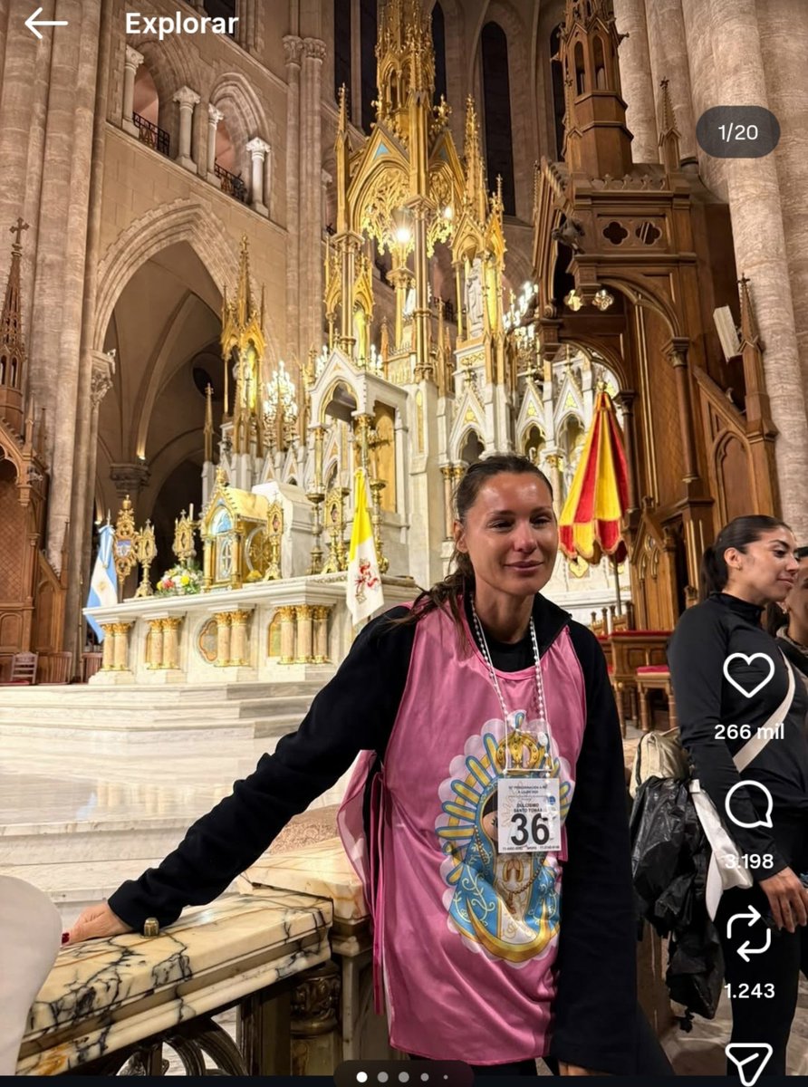 maralegoz's tweet photo. Quién caminó de verdad. Quién no https://t.co/xzqjdy2SD5