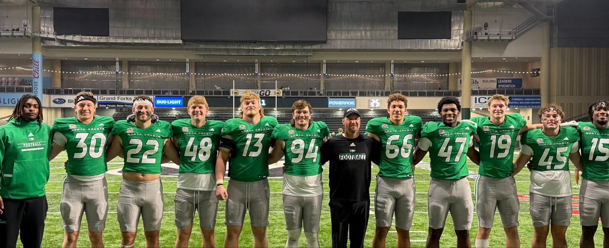 CoachAndersonJD's tweet photo. Winners Take Pics #5 https://t.co/KhDferyEFa