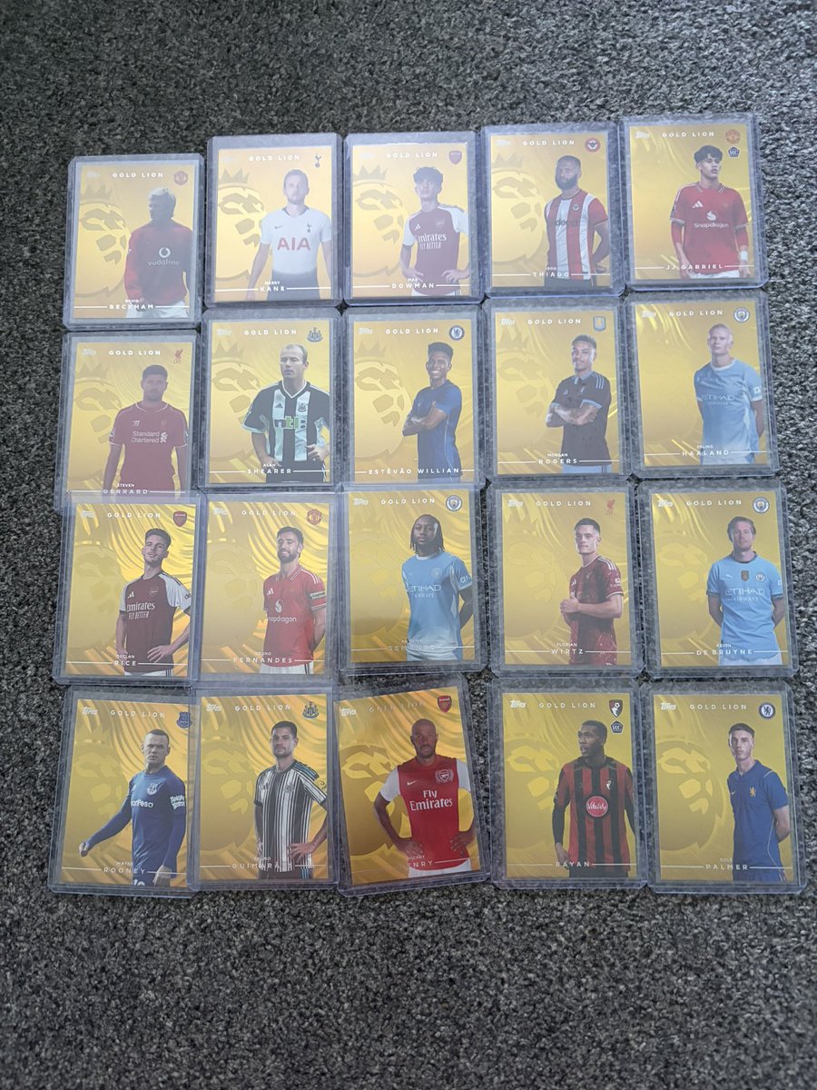 RudoSportsCards's tweet photo. @tm1515152005 A completed “Gold Lion” set from this years Topps Premier League Flagship ⚽️

Featuring big rookies such as JJ Gabriel and also legends like David Beckham, Thierry Henry, Harry Kane 🔥 https://t.co/37wCLPhd4T