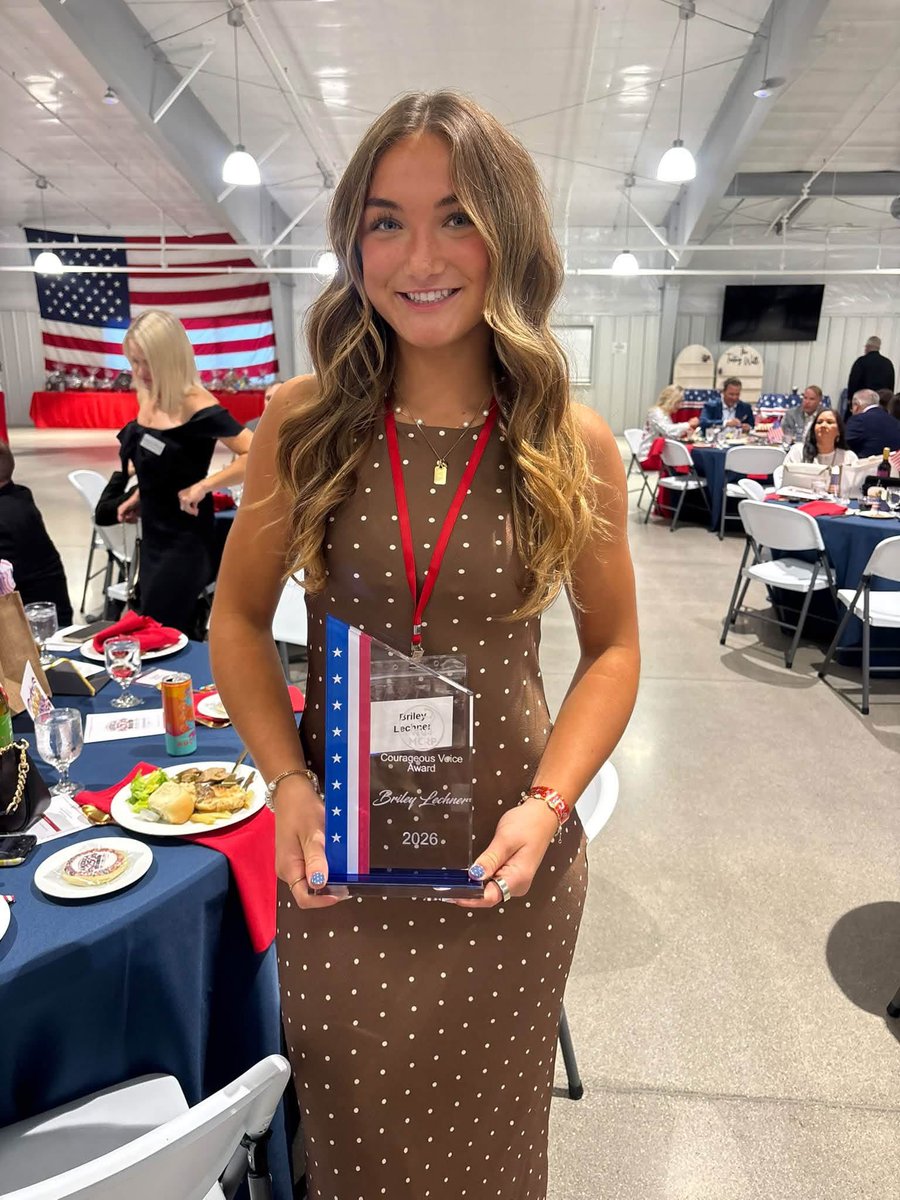 BrileyLechner's tweet photo. Such a special night at the America 250 Lincoln-Reagan Gala in Monroe! I got to spend time talking with @Riley_Gaines_, and @RepWalberg presented me with the Courageous Voice Award for standing up for female athletes. I'm so grateful, and I'm not done speaking up for girls. 🇺🇸 #SaveWomensSports
