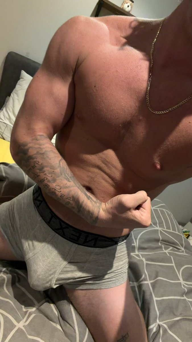 BigCee8_'s tweet photo. Hey there 🤑 https://t.co/YdstVCaoMe