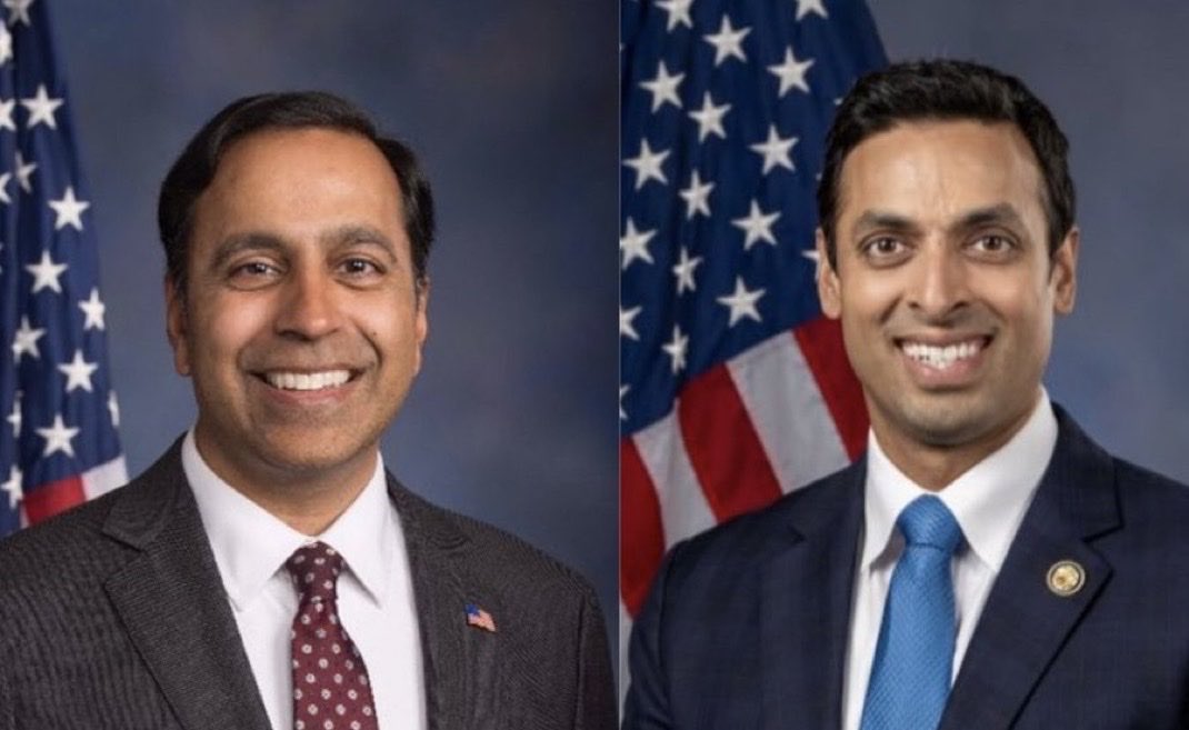 eagle_patriot21's tweet photo. 🚨 BREAKING: Two Indian American members of Congress @CongressmanRaja @RepSuhas just introduced a bill so H-1B workers can renew visas without ever leaving the US.

“BIRDS OF SAME FEATHERS FLOCK TOGETHER”

INDIAN anchor babies love INDIANS more than Americans. Proved!

This is slow moving coup to replace Americans with foreigners.

Good luck passing this bill in Congress!
