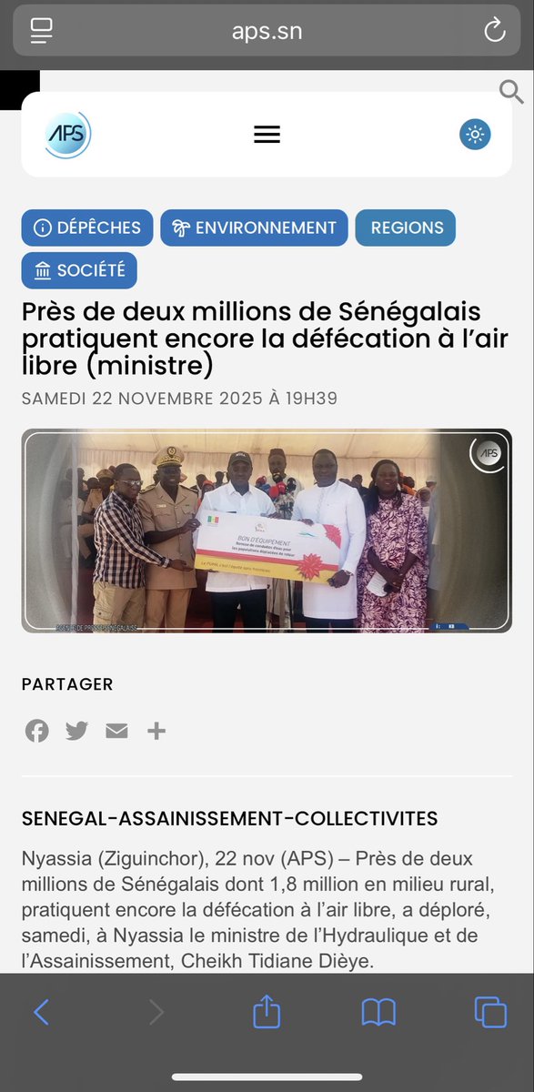 Minatooo00's tweet photo. @MarcelGueye1 Ne prends pas le cas du Sénégal pour une généralité 😂

Les Marocains sont bien plus intelligents que l’entièreté de ton peuple… 

La preuve : au Sénégal, il y a le DAL (la lutte contre la défécation publique), qui a pour objectif d’apprendre aux Sénégalais à chier dans des WC… https://t.co/rENwtlsyqH