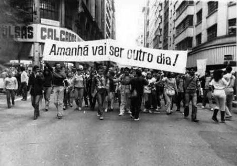 yuriiosnake's tweet photo. “um povo que não conhece sua história está fadado a repeti-la” https://t.co/vE36hJpj2c
