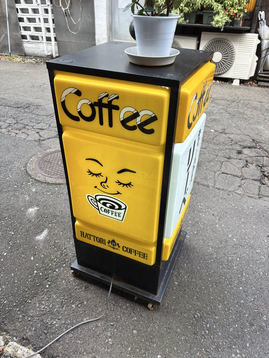 Spring12B's tweet photo. 無事完走の御礼参り&amp;2日ぶりの珈琲☕️🩷 https://t.co/H9Dai6QJiG