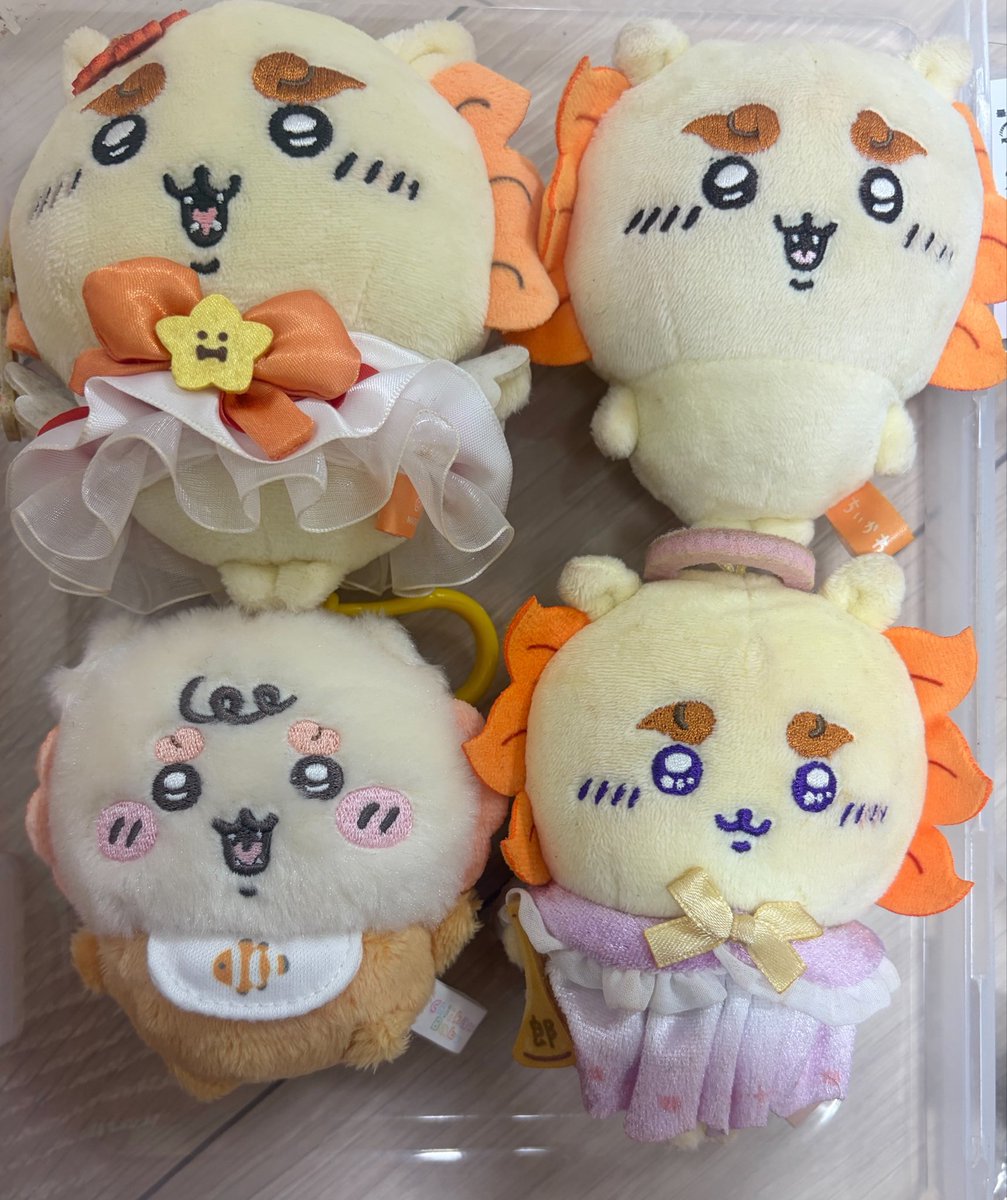 KrnxuO's tweet photo. 譲渡　Chiikawa Baby ベイビー　ちいかわ　まじかるちいかわ　てんし　マスコット

譲　シーサー

求　4点まとめて定価＋送料

ちいかわベイビーの輪っかと羽と麺の部分の状態が悪くなっております。
お気軽にお声掛けください https://t.co/K4MOOGD7Iq