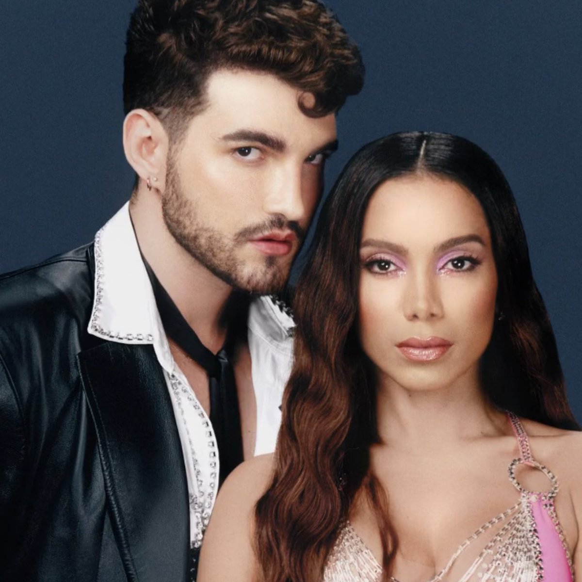 poponze's tweet photo. Anitta e Jão comemoram a reeleição de Erika Hilton como deputada federal. https://t.co/7YwE7oR8G5