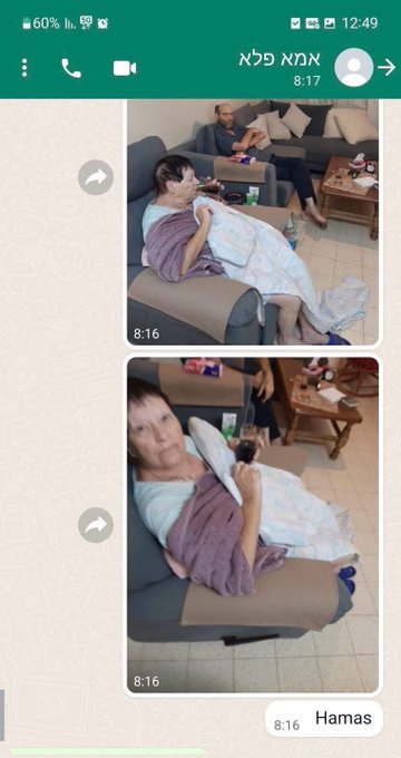 isaacrrr7's tweet photo. La mañana del 7 de octubre de 2023.

A las 8:00 a. m., estoy hablando por teléfono con mi madre. Ella tiene 79 años. Le grito que se refugie en la habitación segura. Unos terroristas están entrando en su casa. Los oigo hablarle y cuelgo la llamada para no escuchar cómo la asesinan en tiempo real.

Llamo para avisar a mi hermano Nadav, que vive en la casa de al lado. Él responde, y también oigo a los terroristas en su casa.

A las 8:16 a. m., los terroristas tienen a mamá y a Nadav como rehenes en la sala de estar de ella. Les toman fotos con el teléfono móvil de mamá y me envían dos imágenes por WhatsApp. Debajo de la foto, escriben en inglés: "Hamas".
Suben una tercera foto a la historia de Facebook de mamá.

Se pierde el contacto. Mamá y Nadav son secuestrados y llevados a Gaza. Mi hermano mayor, Roi, también está desaparecido; su cuerpo es hallado a la mañana siguiente. Terroristas de Hamás lo asesinaron no muy lejos de su casa. Tenía 53 años.

Mamá regresa con nosotros el 24 de noviembre de 2023.
Nadav sobrevive en los túneles, pero es asesinado el 14 de febrero de 2024; tenía 51 años en el momento de su asesinato.
Tres años de pesadilla.

-Ayelet Svatitzky

Vía @EliAfriatISR