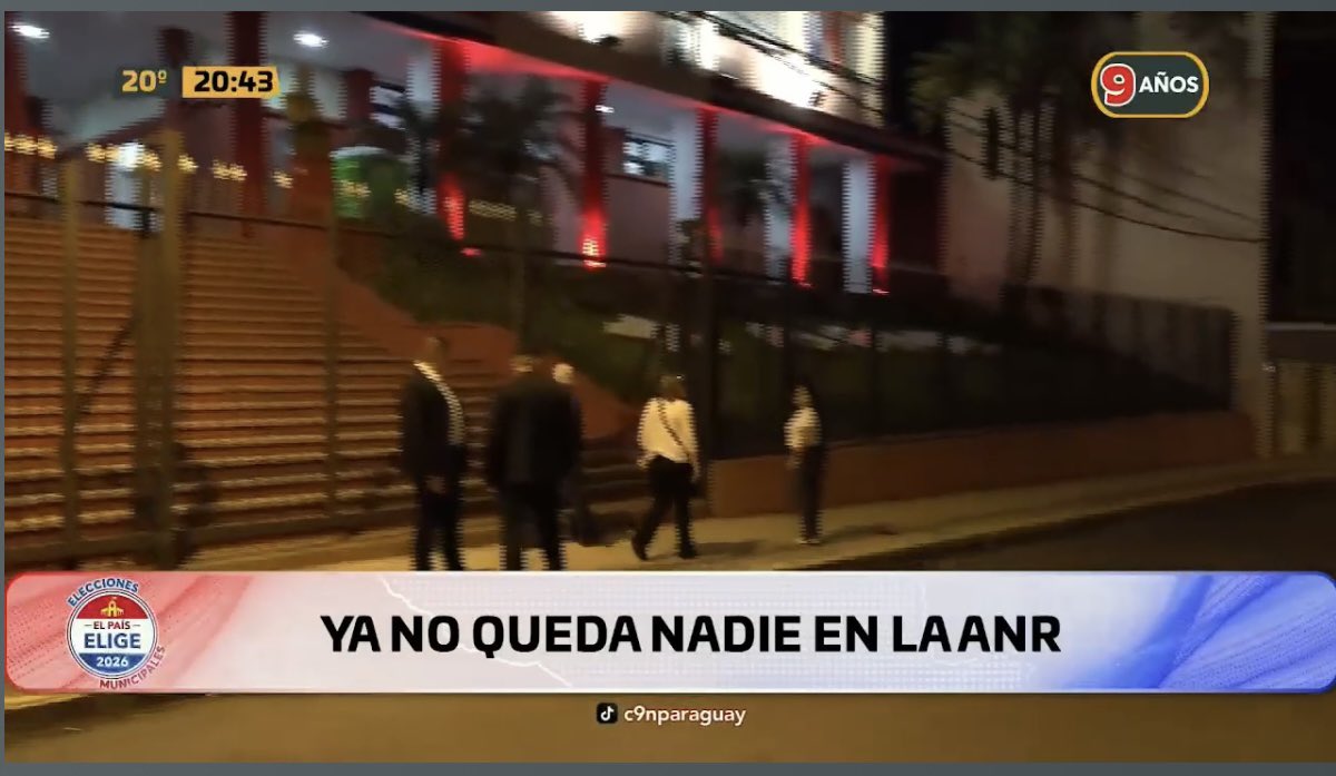 Juanctpy's tweet photo. Otra imagen de la noche https://t.co/yG0eUD3Hde