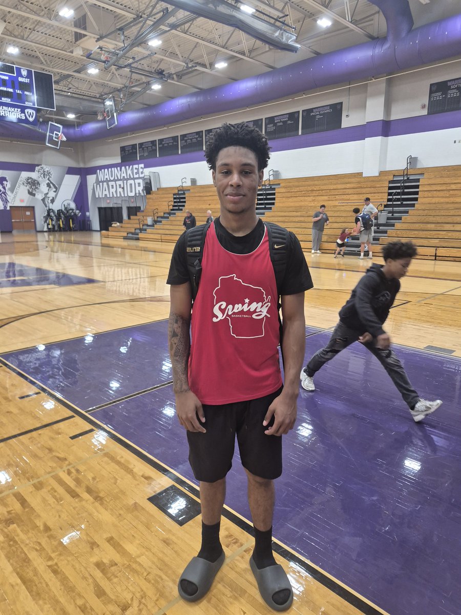 WisconsinSwing's tweet photo. #swingfam Fall League Final:

Texas 55  Florida 38

Texas:

2027 Tavon Hyde 16
2027 Tyrell Jordan 14
2027 Nolan Pagel 10

Florida

2028 Miles Gale 10 https://t.co/aNbrI7N9jK