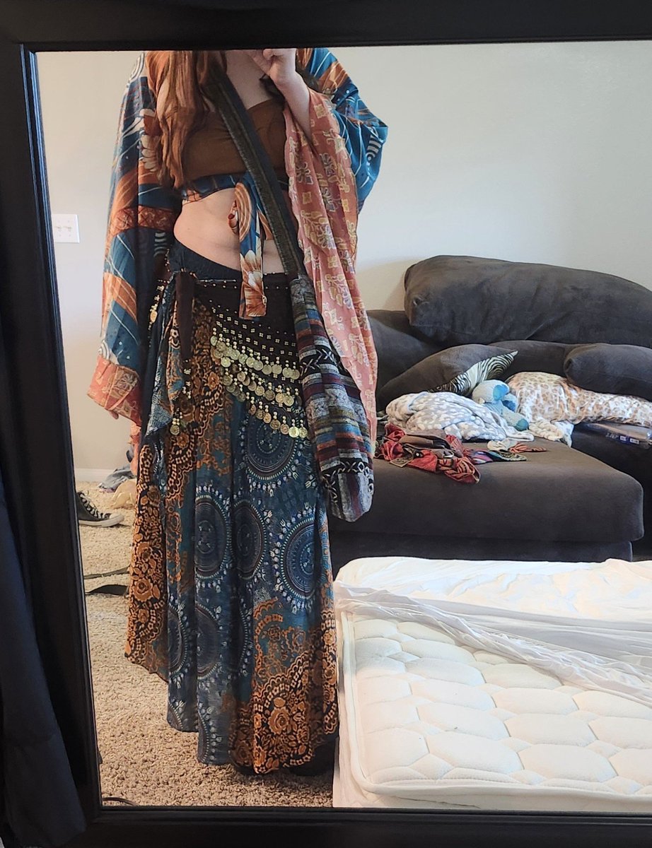 sundayshackjob's tweet photo. i msis dressing pretty my wardrobe is so stinkin lame ughh #tboy https://t.co/AGD42b4M2X