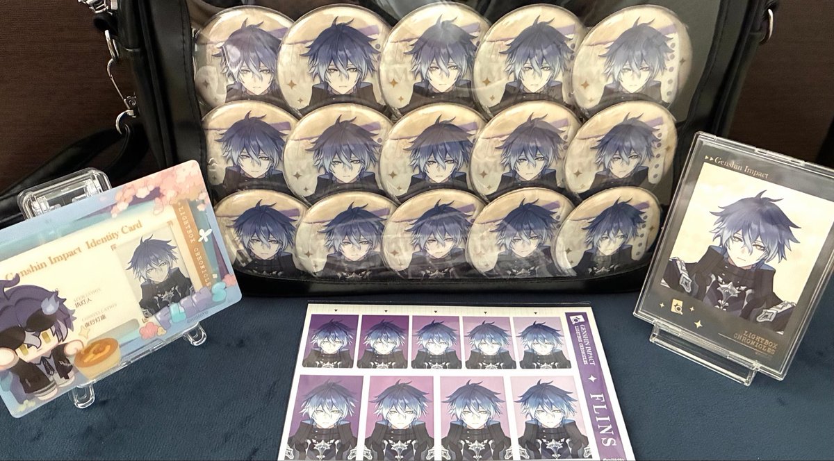 Nameless_Choco's tweet photo. 🕯️フリンズの痛バ完成🕯️
証明写真いっぱい https://t.co/uUtr1MqcUx