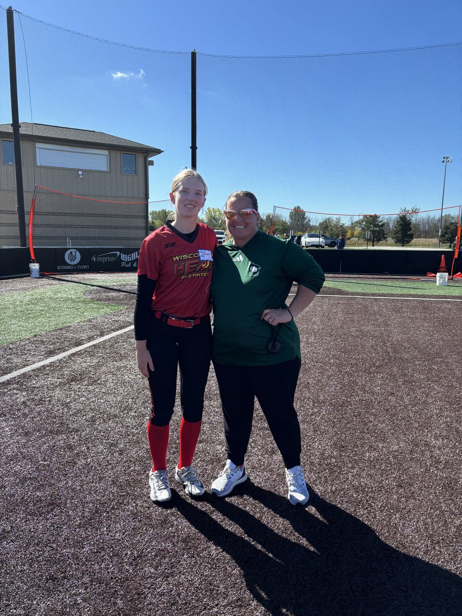 Haley_conradt04's tweet photo. I had a great experience at the @GBPhoenixSB camp today! Thank you to @skubuske and all the coaches and players for making it a great day at King Park! https://t.co/8bz75yTOIf