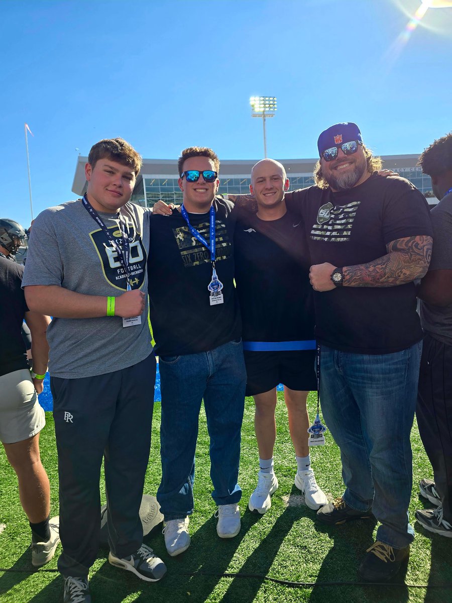 SixZeroAcademy's tweet photo. What a great Sat @AF_Football for a Recruiting visit for @NickM6013 & the #DungeonFamily! 14-9 Win over Navy! That place is pretty special! Proud to be an AMERICAN 🇺🇸! @CoachTCalhoun has a good squad ounce again! Development matters! @coachskene3 was hyped as usual & @CoachLobotzke had there #OL playing physical! Thank you to @WillsLakota for all the hard work setting up such a great day for the #DF!  @Zero2SixtyPod @Coachcliff904