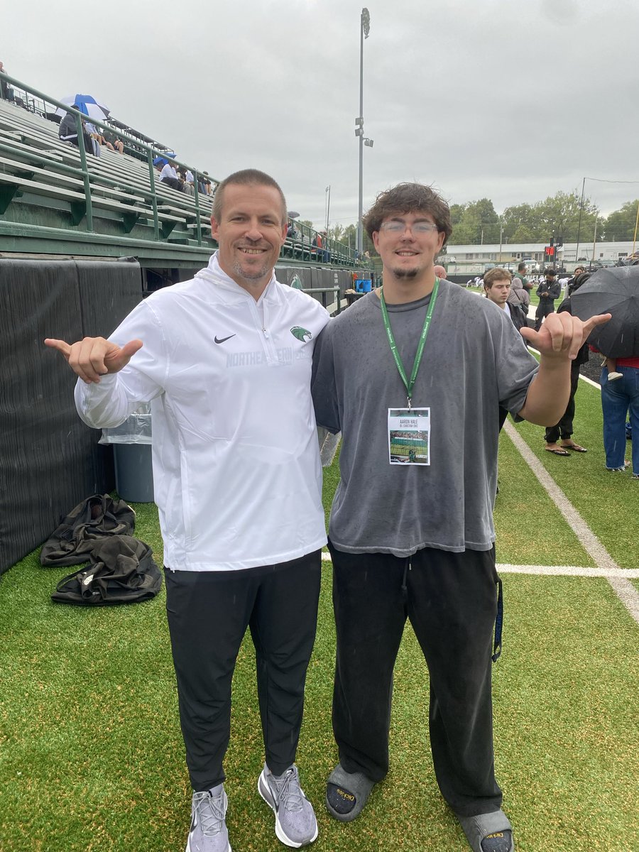 aaronhale_76's tweet photo. I appreciate the invite from @CoachSuth74 for the gameday visit at @NSU_Football yesterday and had a great time! https://t.co/9AdRHW8ctI