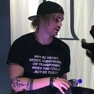 unfuckmgc's tweet photo. sempre bom lembrar https://t.co/YsFv8j3OW6