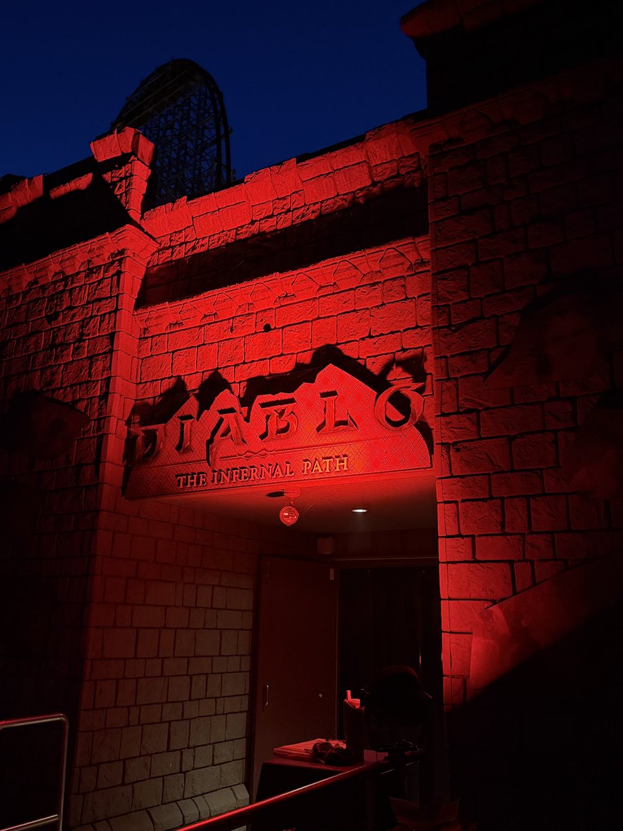 coasterstudios's tweet photo. My first time at @cedarpoint Halloweekends!

Love all the retro ride vehicles and gravestones for past attractions. The new Diablo house is LEGIT. Like… actually HHN level good. 

Crowds of course are super high but the vibes are great! Awesome time. https://t.co/UF83REoGJt