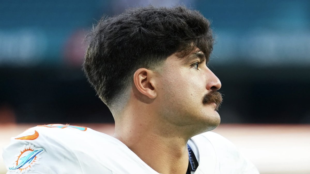 RookieWatxh's tweet photo. Jacob Rodriguez’s final stat line against the Vikings was ABSOLUTELY INSANE:

• 78 total defensive snaps (led team)
• 18 total tackles (led team, career-high)
• 9 solo tackles (led team, career-high)
• 9 STOPS (led team, career-high)

The Dolphins rookie LB might already be the NFL’s BEST TACKLER 😳🔥