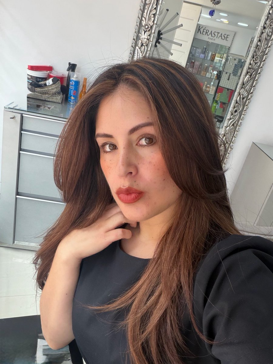 _1Stefani's tweet photo. Work🖤 https://t.co/iKstXrrSS1
