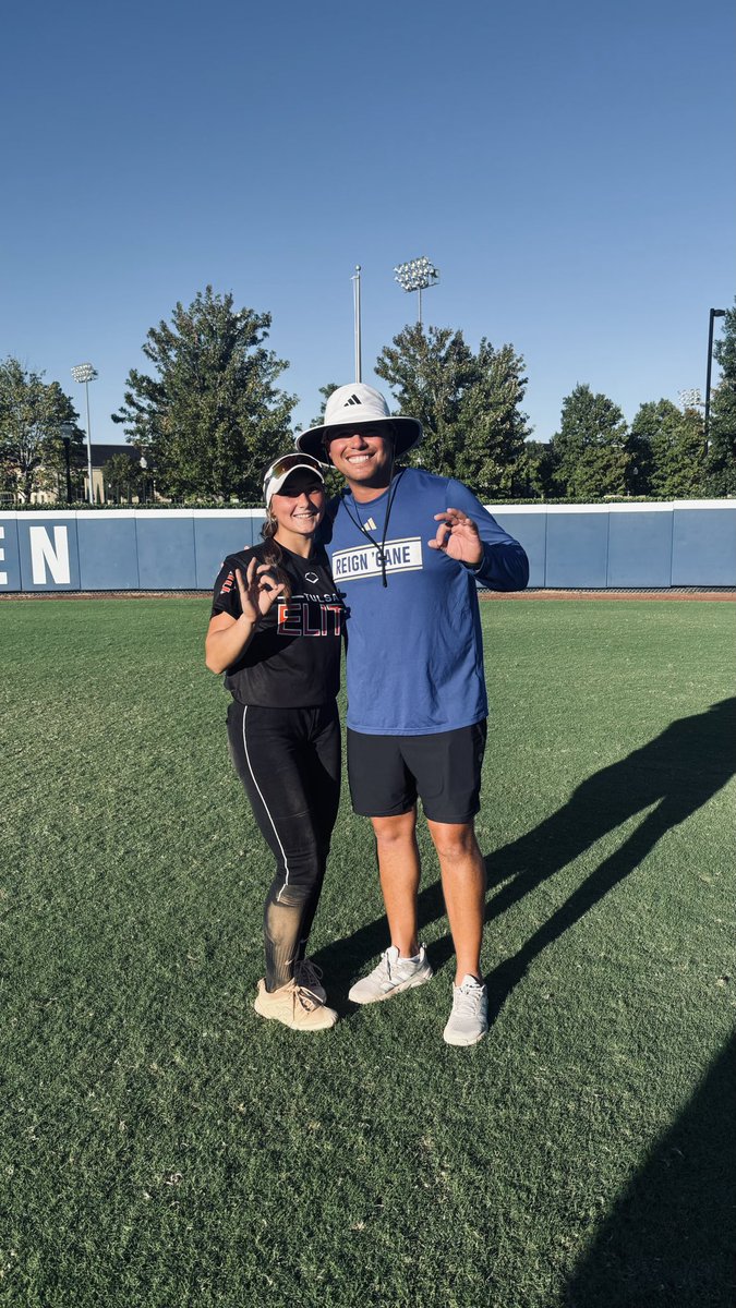 kamberhiggins_9's tweet photo. A great afternoon at Tulsa today!!! A huge thank you to Coach Gasso and his staff for having my team and I out! Got to pitch a few innings and worked my spins and offspeed. Also got to play CF and show off my arm a little bit! I can’t wait to come back to Tulsa! Reign ‘Cane! 🌀

@djgasso 
@RyanWondrasek 
@amber_fiser 
@TulsaSoftball 
@TulsaElite2829 @TulsaEliteSB 
@softballhype @PrepNation_TV @VYPEOK @okprepsextra @ExtraInningSB @tagupSoftball