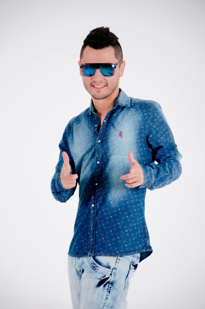 Pauloranger21's tweet photo. Este homem é o nosso novo governador https://t.co/T4sAZjzg3N