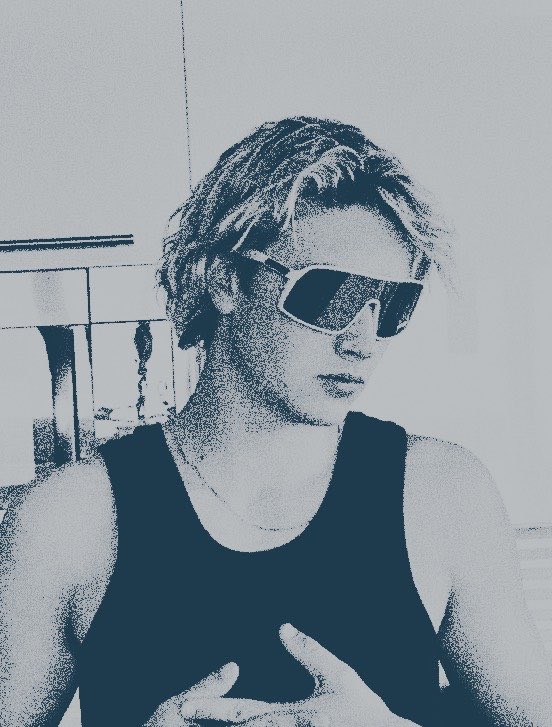 csmicson's tweet photo. johnny’s  shades  look  better  on  me. https://t.co/2hfkyHyNU3