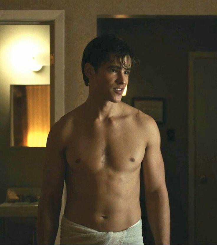 V0IDVOICE's tweet photo. A nice shower &amp; a nice smile. For once he feels completely relaxed and at ease.

No mystic issues, no elder gods in his head, and the city seemed completely calm.

Now all he needs is a good book. Maybe pleasant company as well?

#𝐒𝐞𝐝𝐮𝐜𝐭𝐢𝐯𝐞𝐒𝐮𝐧𝐝𝐚𝐲 https://t.co/dwvlQ6qcUg