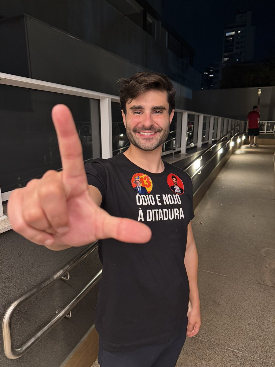 pedrorousseff's tweet photo. Eleito deputado federal por Minas Gerais! Muito obrigado pelos mais de 100.000 votos!!!! https://t.co/kfxe1ViMXO