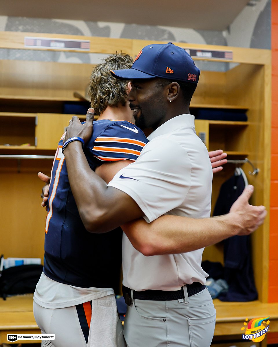 ChicagoBears's tweet photo. No Sunday scaries over here https://t.co/z4vjnnTd47