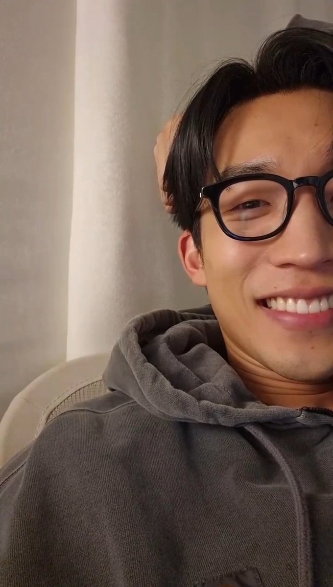 DailySangyi's tweet photo. #이상이 #LeeSangYi #DailySangYi 
#SangSang #상상 https://t.co/rUZK8NKBu2