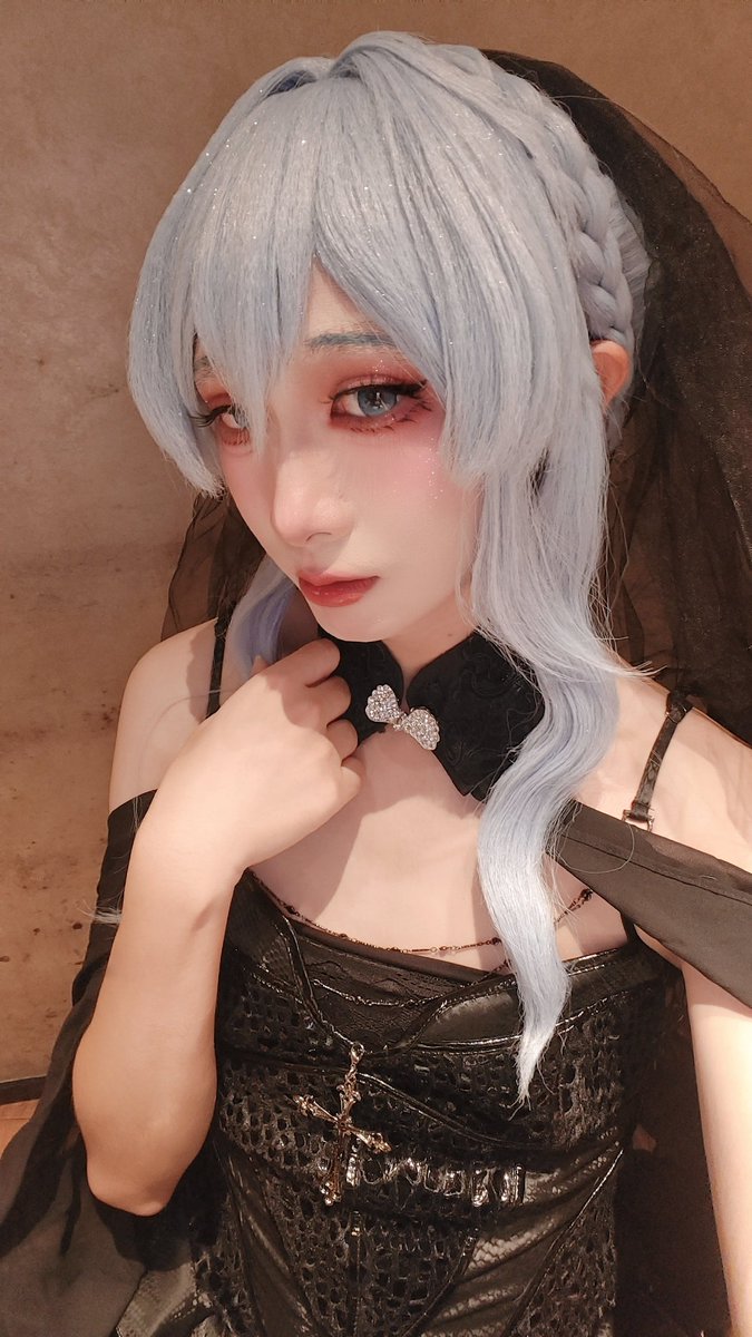 SSSSandymm's tweet photo. 漫展拍了好多自拍~ https://t.co/u1sJIauHqN