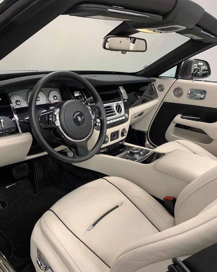 dareal_123's tweet photo. Rolls-Royce Droptail
THIS IS LUXURY ON ANOTHER LEVEL.
The Rolls-Royce Droptail is a coachbuilt masterpiece created for an exceptionally exclusive clientele.
One garage. One Rolls-Royce. Unlimited possibilities.
Would you put this in your dream garage?
#RollsRoyce #Droptail #LuxuryCars