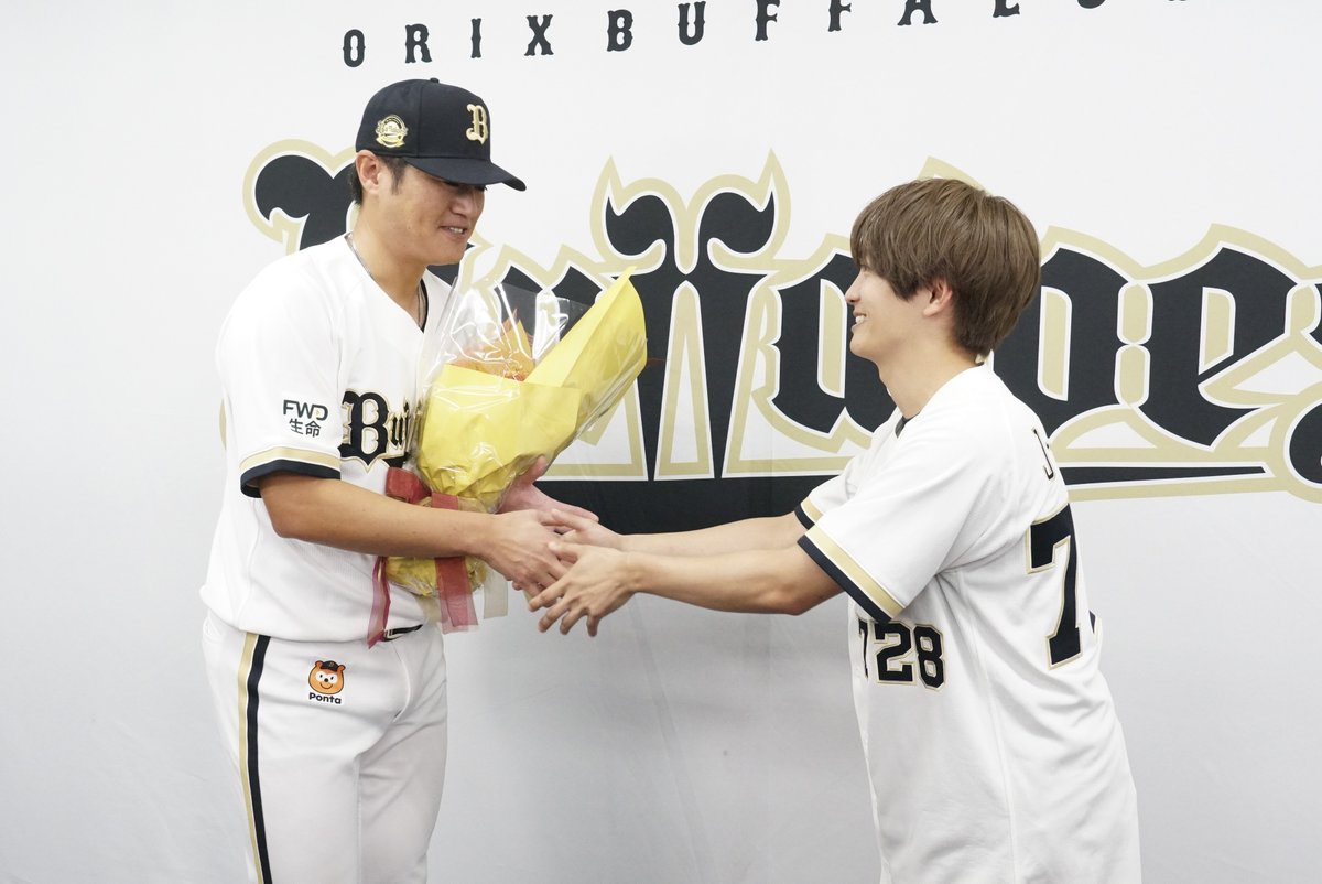 kantele's tweet photo. きょう深夜24時15分からは
『#藤原丈一郎 の月刊！オリックスLOVER⚾️』

シーズン終盤は別れの季節―🥲
長年オリックスを支え続けたベテラン選手たちの最後の勇姿をお届けします✨

様々な偉業を残した守護神 #平野佳寿 投手の引退に密着
9/25に行われた引退試合のマウンド
そして引退の舞台裏やファンへの思いに迫ります。
試合翌日には藤原さんが直撃インタビュー！まさかの本音も…？

さらに2026シーズン本拠地最終戦の模様もお届け🏟️
#山田修義 投手 #西野真弘 選手の引退セレモニーでは
藤原さんの目にも涙が…😢

#オリラバ
