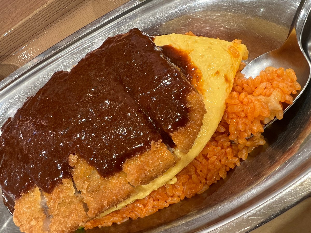 pogemuta's tweet photo. 武生市はバイクに超キビシイ町だった。結局南条SAで食する。疲れた。もう早く帰りたい。 https://t.co/XtOemNRsri