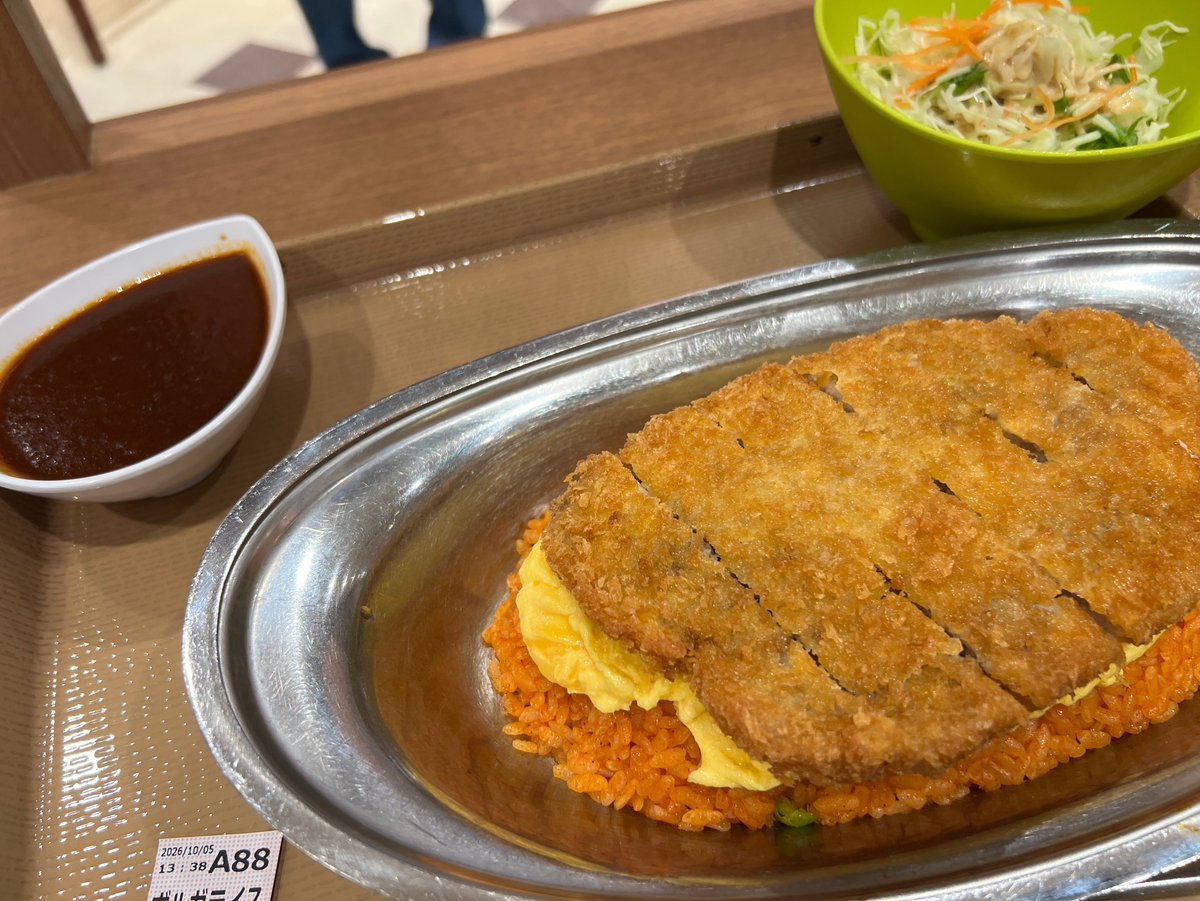 pogemuta's tweet photo. 武生市はバイクに超キビシイ町だった。結局南条SAで食する。疲れた。もう早く帰りたい。 https://t.co/XtOemNRsri