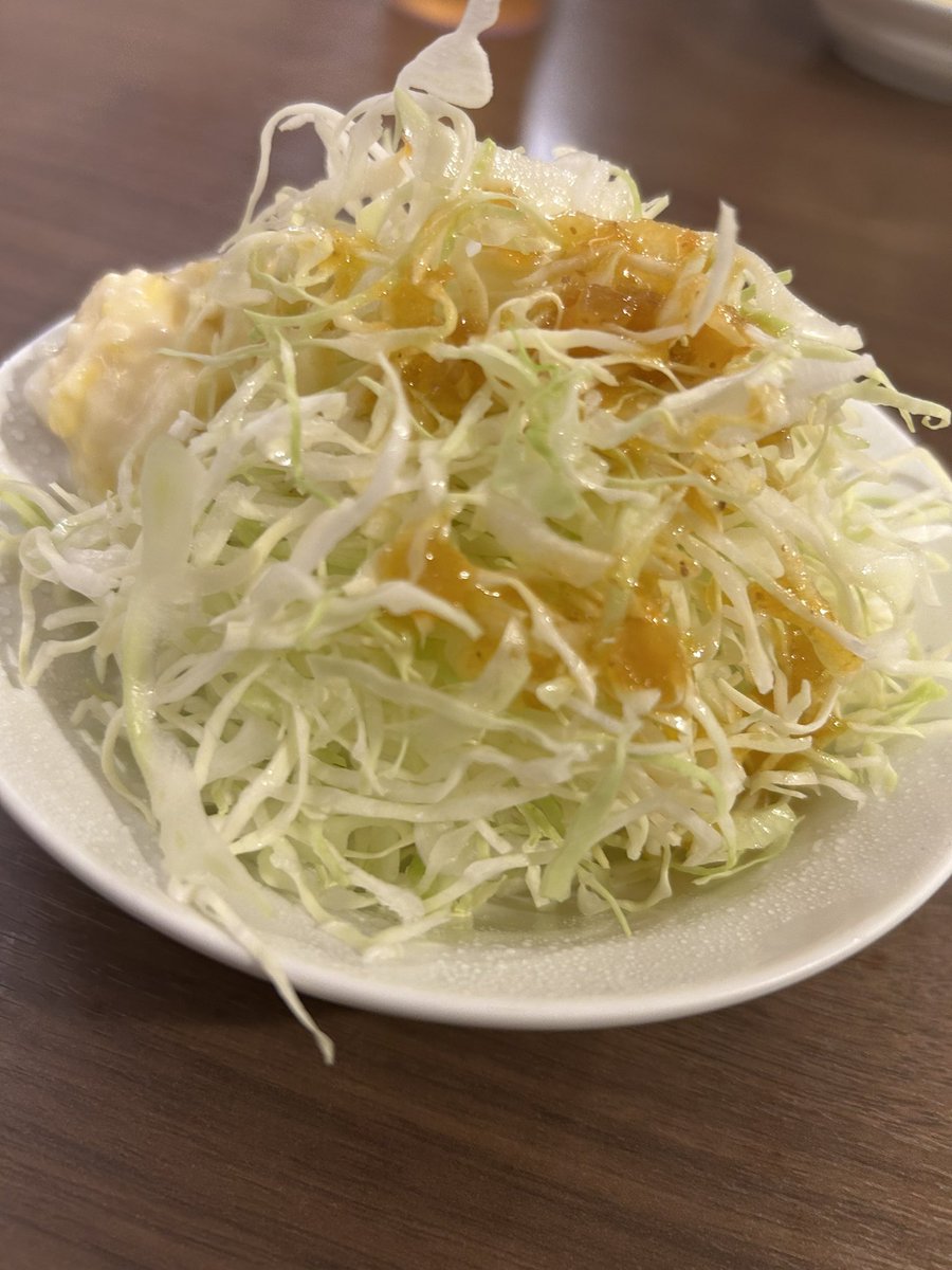 MAYAchanperon's tweet photo. 先日は久しぶ���に荻窪のとんかつ空へ
相変わらず美味しい😋
ランチは初参戦でした。
電車が遅れてて予約時間８分過ぎての到着となってしまいました😅。
ご丁寧に電話もくれていたみたいです。
友人が予約してくれて行きました。
ご馳走様でした。
#とんかつ空
#ランチ
#荻窪 https://t.co/zOupv8ip3u