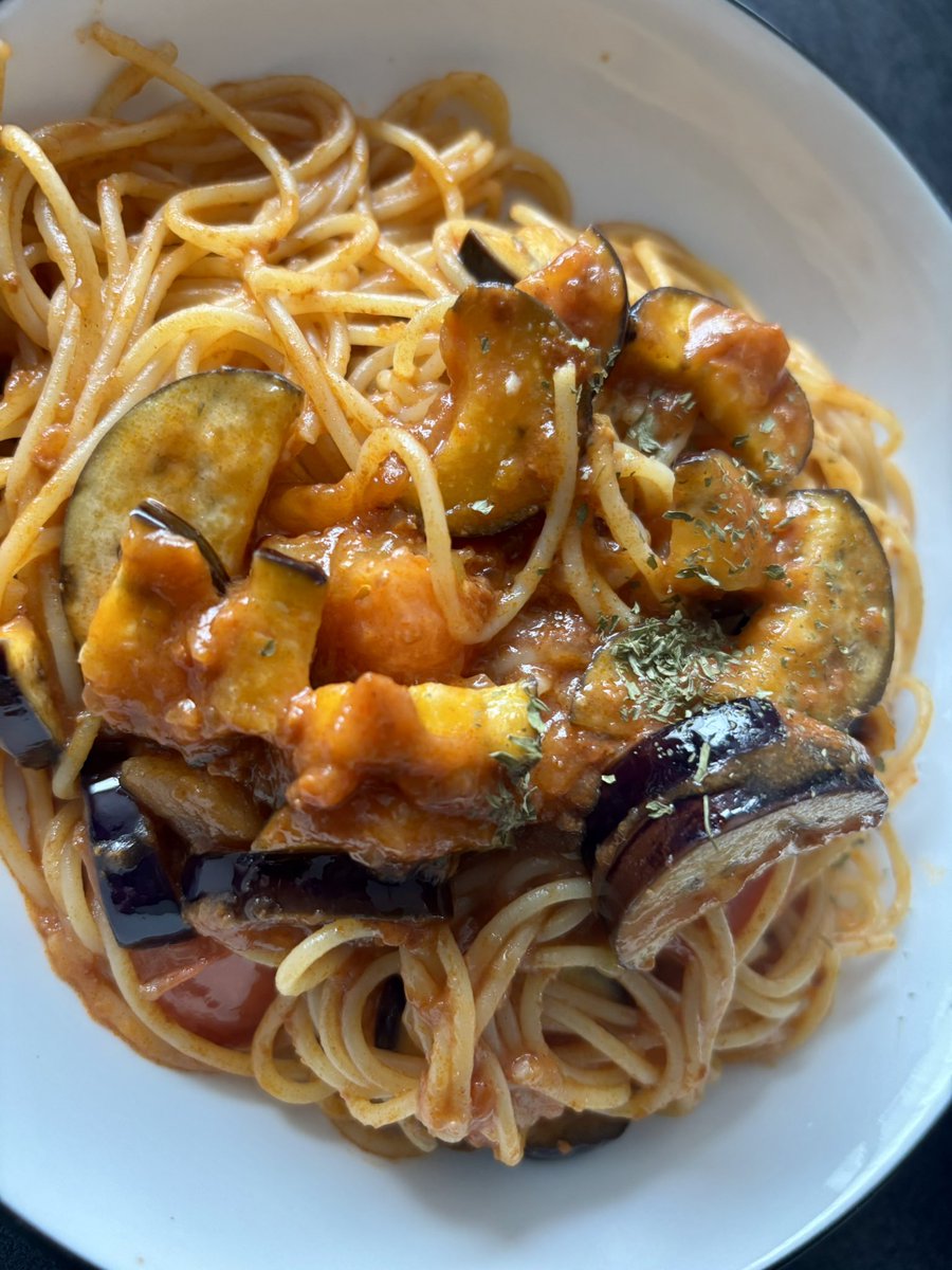 konomesubutaaa's tweet photo. 今日はちゃんと作った〜🍝
てかなんか私のX飯ばっかやん笑 https://t.co/SalQE0RBv0