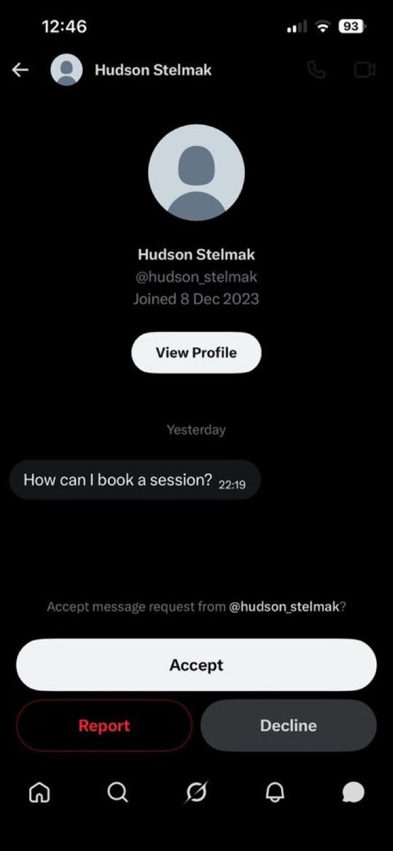 Goddess112255's tweet photo. Let’s see what’s wrong.
No hello.
No tribute.
Asks for a favor for himself without thinking about me.
So now he’s blocked. https://t.co/3inDPfzpEu