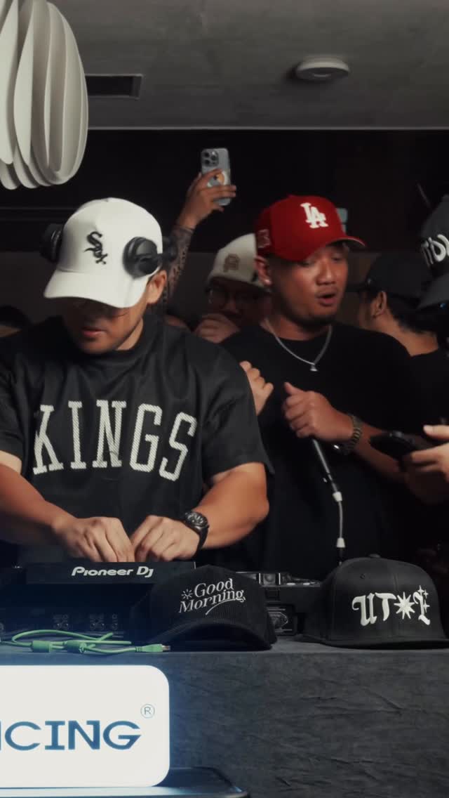 disliene's tweet photo. Classics on Neighbor Jams Live Vol. 2 featuring 50 Cent x Mary J. Blige. https://t.co/VqrAPoqFKv