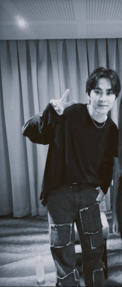 viii_x99m's tweet photo. my jongdae and my minseok 💛💙
.
seseorang membagikan foto bersama chen dan xiumin di instagram miliknya.
#chen #jongdae #xiumin #시우민 #cbx https://t.co/WQ09HmazJK