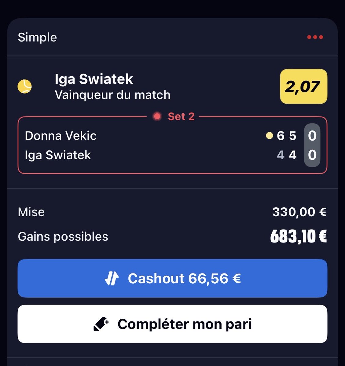 benoitkoreil's tweet photo. Les gars svp vite ces mes derniers sous je cash out ou pas ???? https://t.co/lgCBeZmZLC